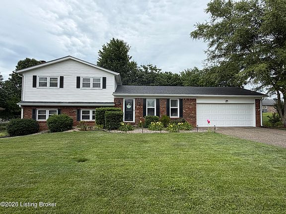 5th image of 904 Tyler Cir