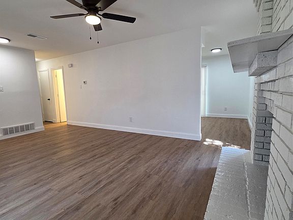 5th image of 10525 Big Thicket Dr