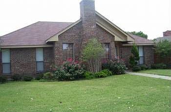 1st image of 1912 Espinosa Dr