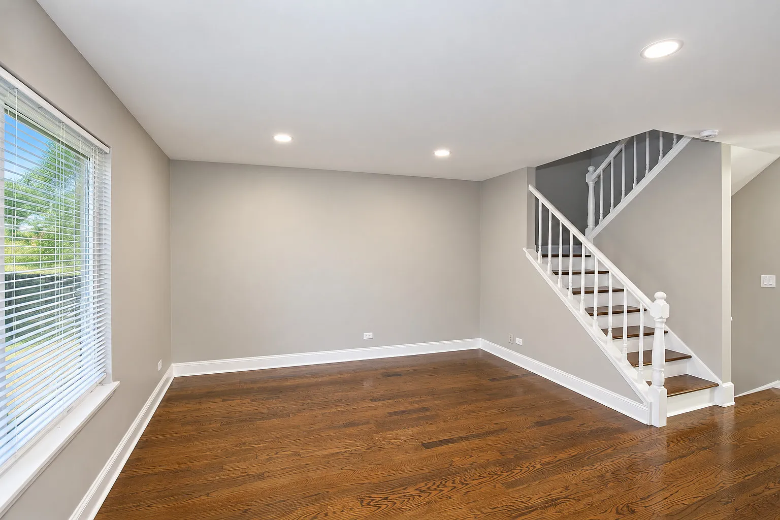 3 bed, 1799 sqft, $2,600 — Photo 4