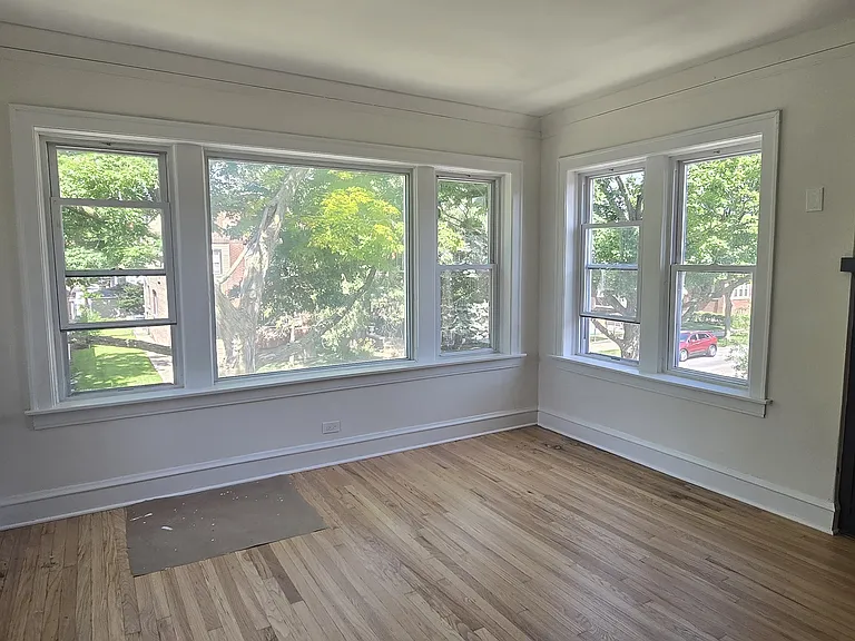 8751 S Loomis St #2 — Photo 10