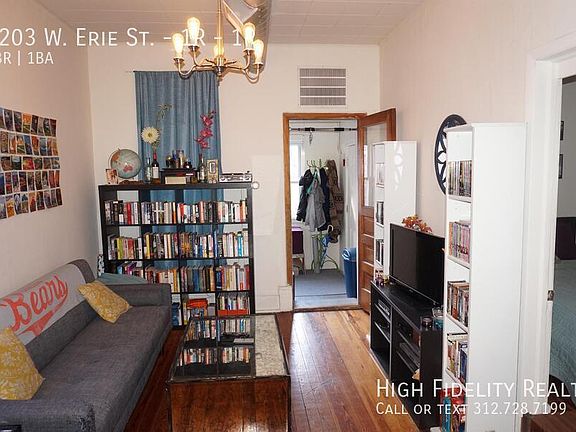 3rd image of 2203 W Erie St APT 1R