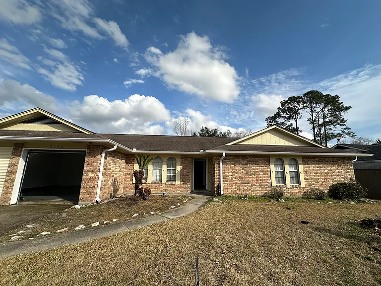 2136 Pebble Beach Dr — Photo 12