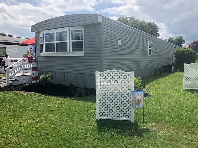 1st image of 21692 E St
