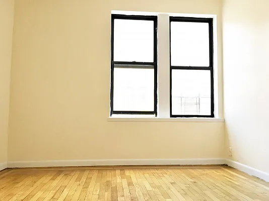 Rented by Bohemia Realty Group | media 16