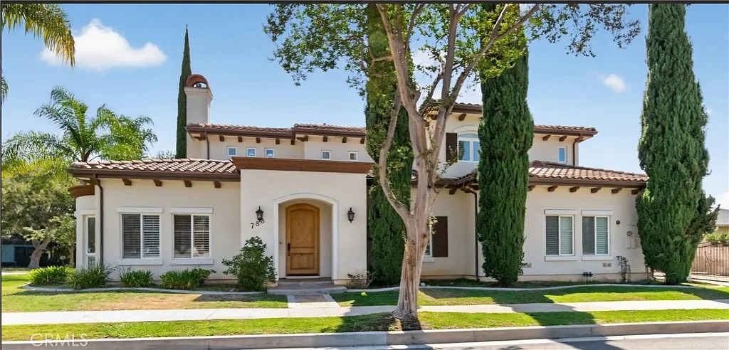 5 bed, 3332 sqft, $6,800 — Photo 1