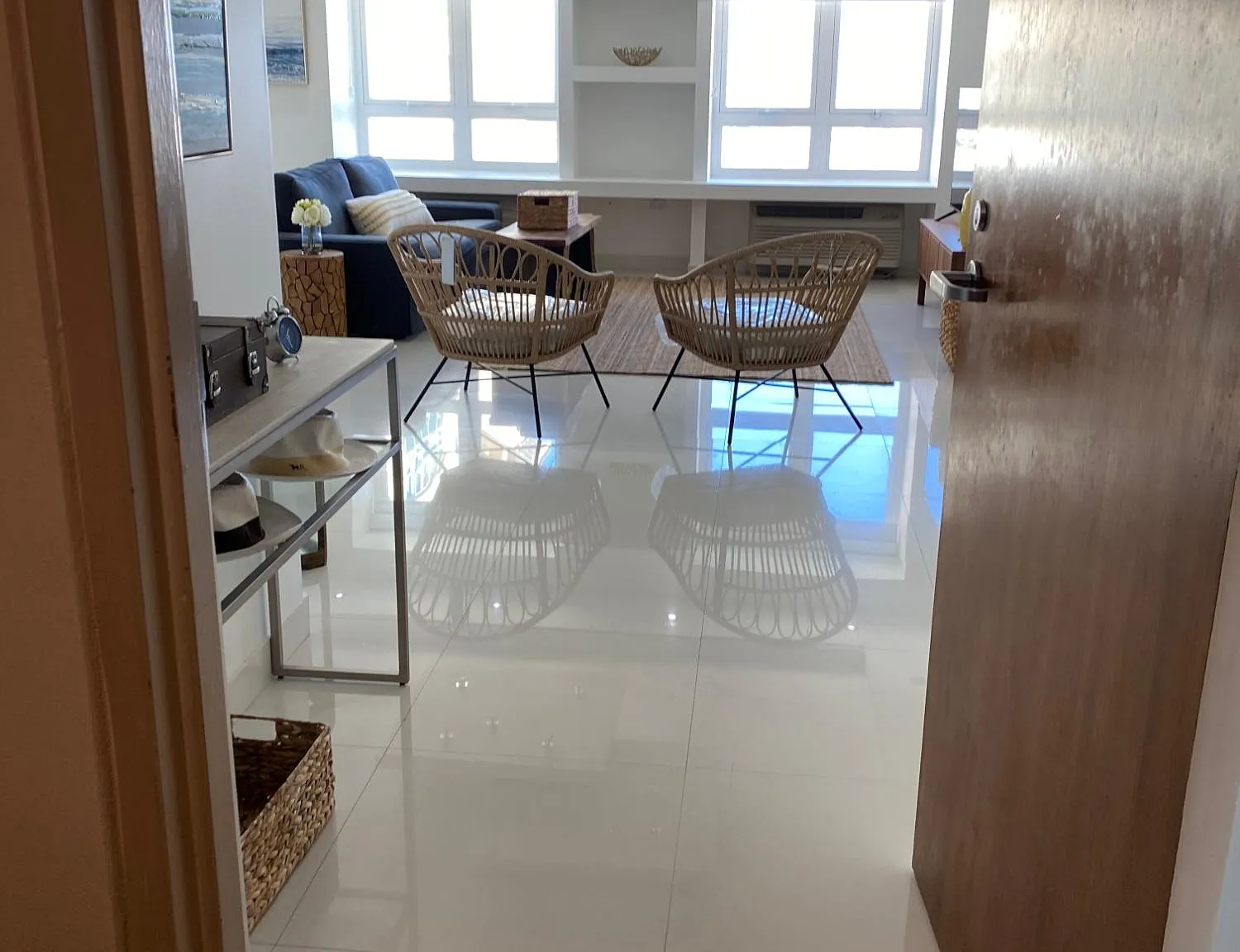 Gallery Plaza (Condominio) — Photo 2