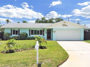 661 Orangewood Dr, Dunedin, FL 34698