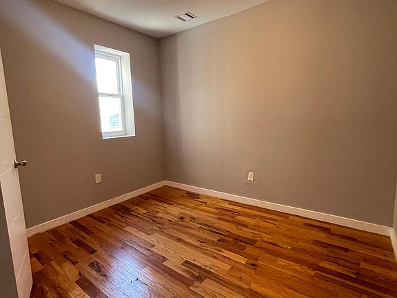 3rd image of 863 18th Ave #301R