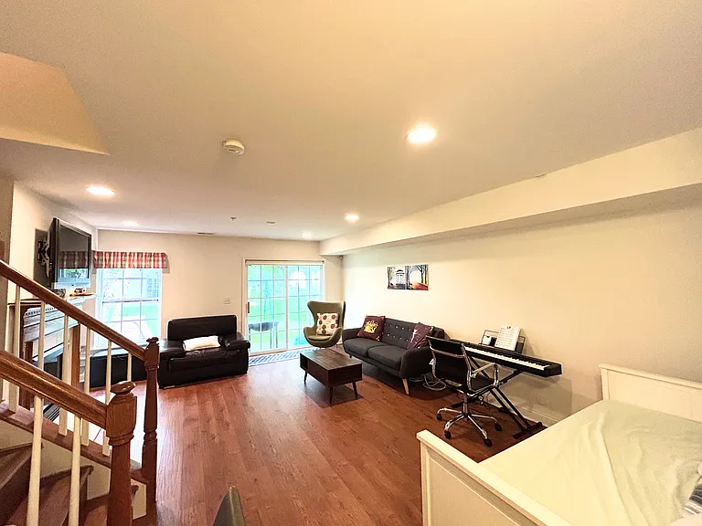 31 Mallard Pl #31 — Photo 15