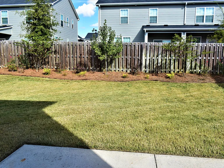 407 Brantley Cove Cir — Photo 21