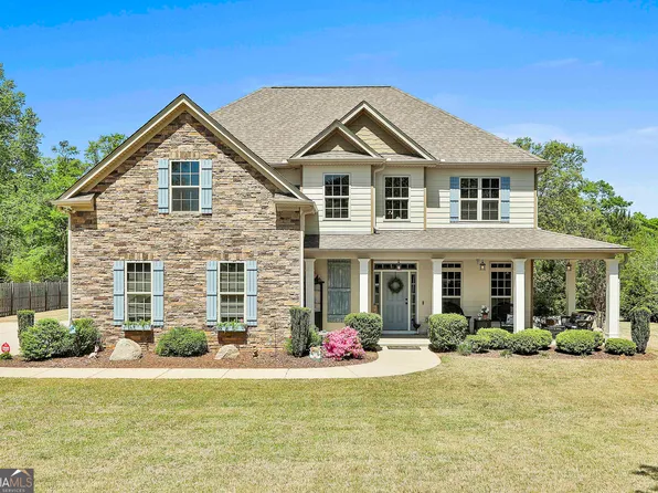15 Austin Storey Cir, Newnan, GA 30263