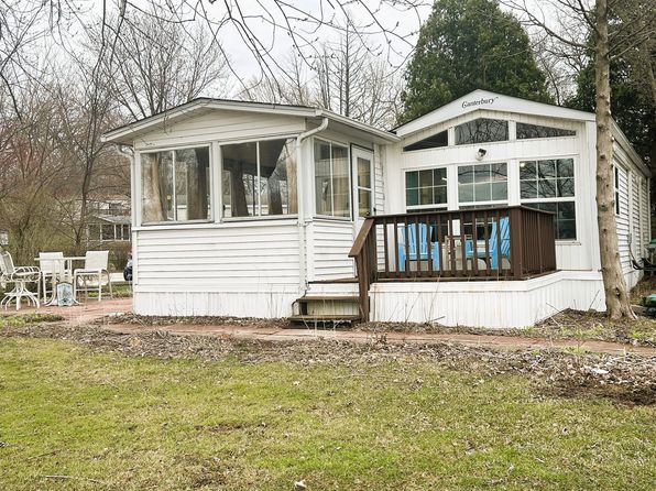 1009 Bay Rd LOT 7, McHenry, IL 60051