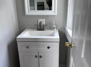 33 Depot St FLOOR 2, East Wareham, MA 02538