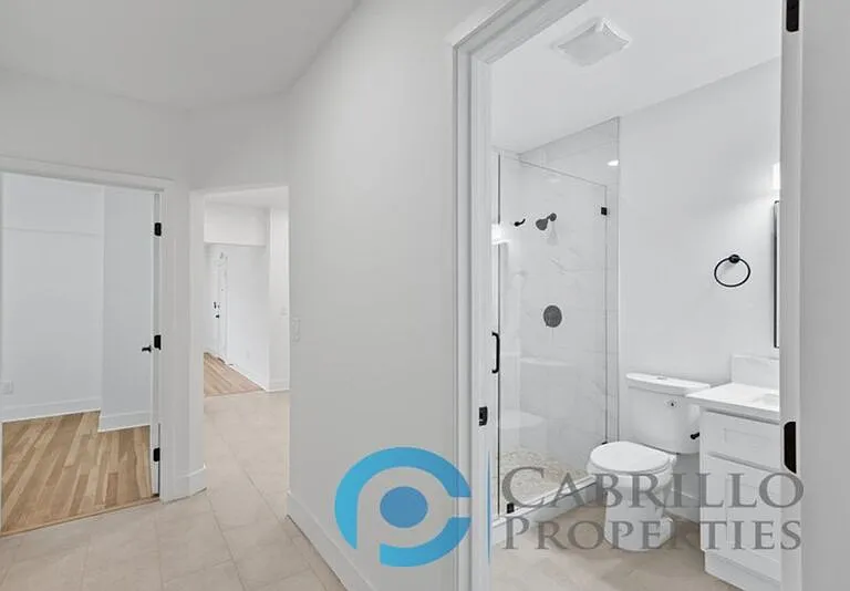 128 Kalmia St #6 — Photo 10
