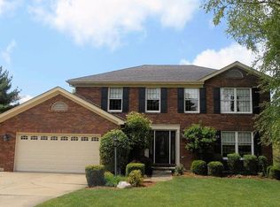 811 Braemore Ln, Cincinnati, OH 45233