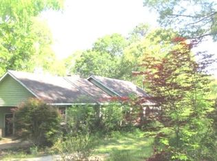 111 Robertson Rd, Lagrange, GA 30241