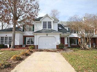 104 Gnarled Oak Ln, Yorktown, VA 23692