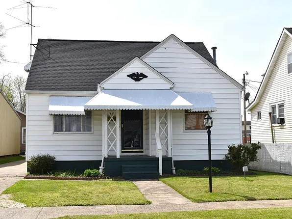 417 27th St W, Huntington, WV 25704