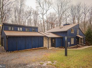 2001 Friendsville Rd, Friendsville, MD 21531