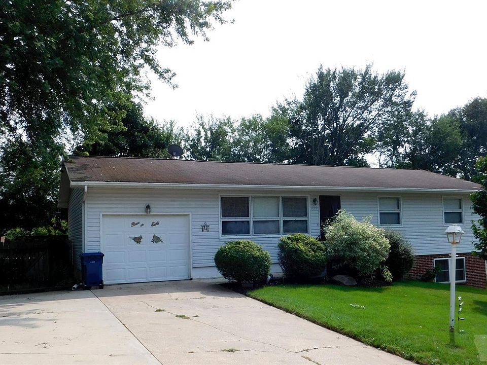 1st image of 2029 Bel Aire Dr