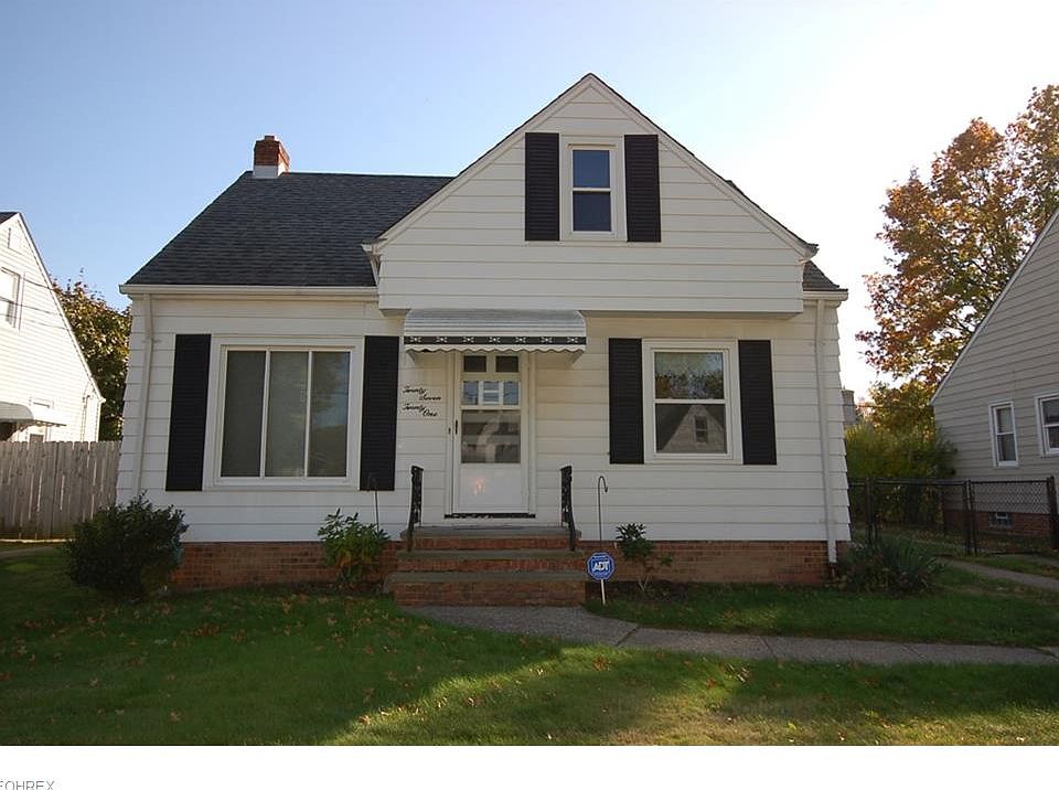 1st image of 2721 Liggett Dr