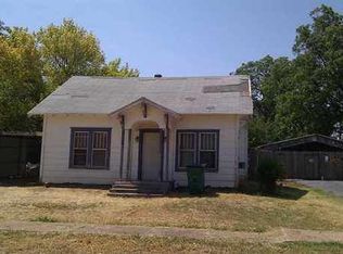 414 E Texas St, Walters, OK 73572