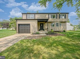 9 Hydra Ln, Sewell, NJ 08080