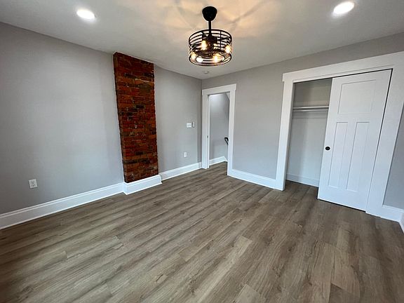5th image of 735 Sullivant Ave