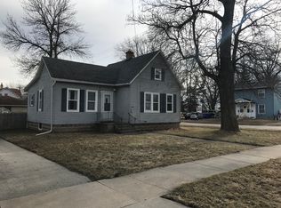 1357 W 2nd St, Appleton, WI 54914