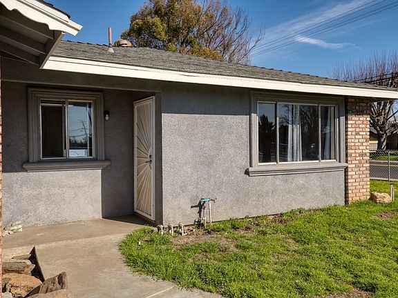 3rd image of 4913 McNary Ct