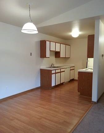 5th image of 7489 Crosscreek Dr