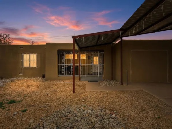 457 Loma Hermosa Dr NW, Albuquerque, NM 87105