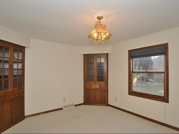 2nd image of 10025 W Edgerton Ave