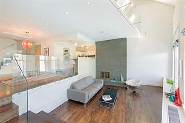 Sold by Douglas Elliman | media 15