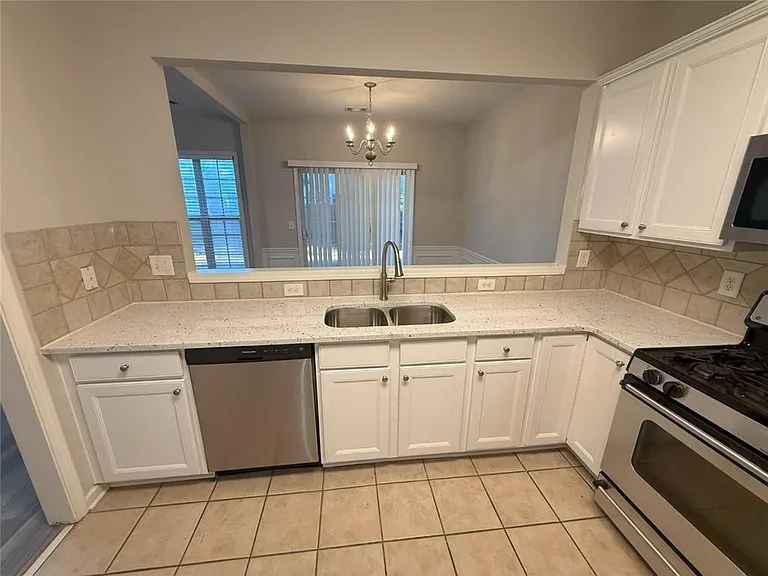 13340 Marrywood Ct — Photo 4
