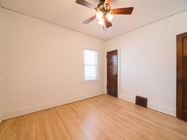 2372 N Bremen St — Photo 11