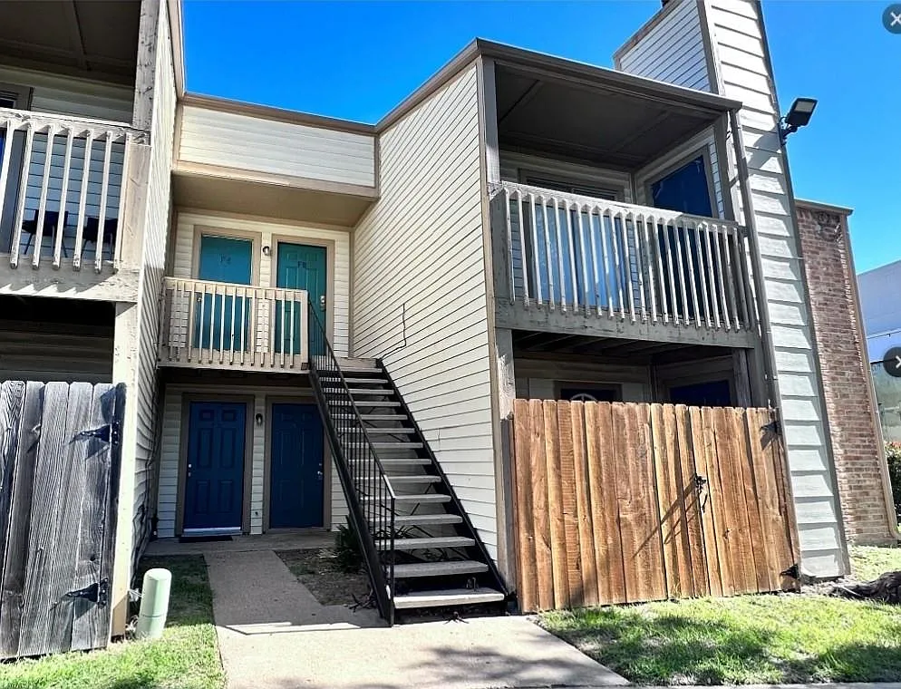 1 bed, 1.0 bath, 755 sqft, $870 — Photo 2