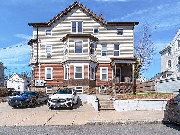2nd image of 128 Cambridge St