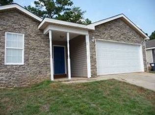 202 Spring Creek Dr, Perry, GA 31069