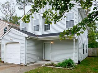 528 Barberton Dr, Virginia Beach, VA 23451
