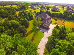2500 W Mission Springs Dr, Edmond, OK 73012