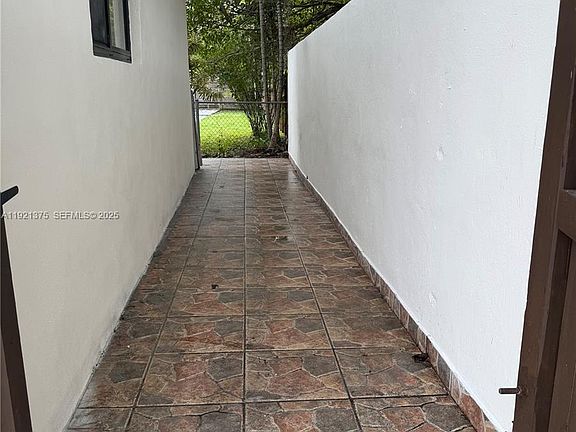 3rd image of 6790 SW 25th Ter