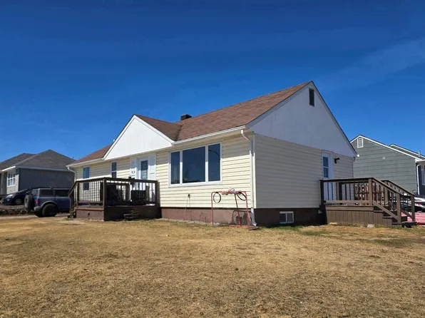 818 Cormack Street, Labrador City, NL A2V1R4