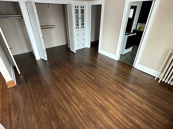3rd image of 521 Platt St #3