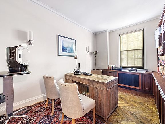4th image of 1021 Park Ave