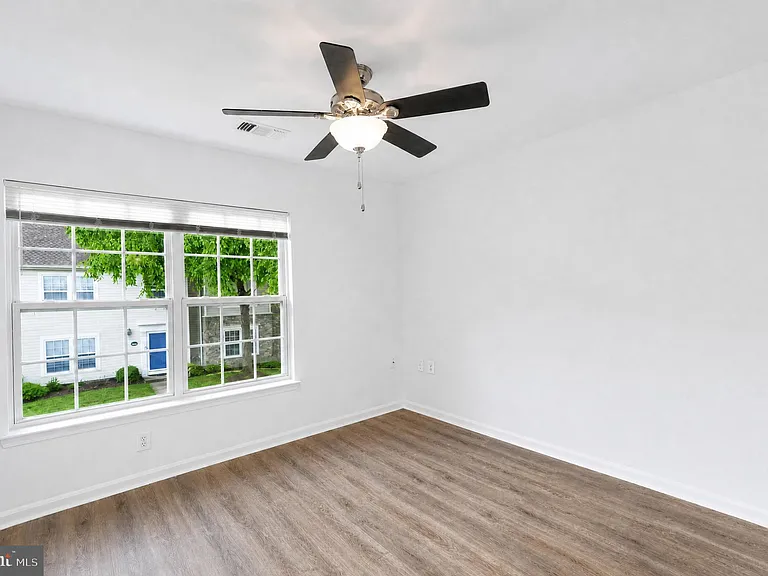 43577 Patching Pond Sq — Photo 15