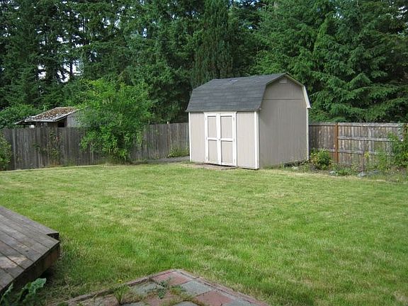 3rd image of 16707 17th Ave E