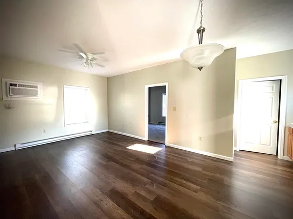 11310 Norman Rd APT J, Marion, IL 62959