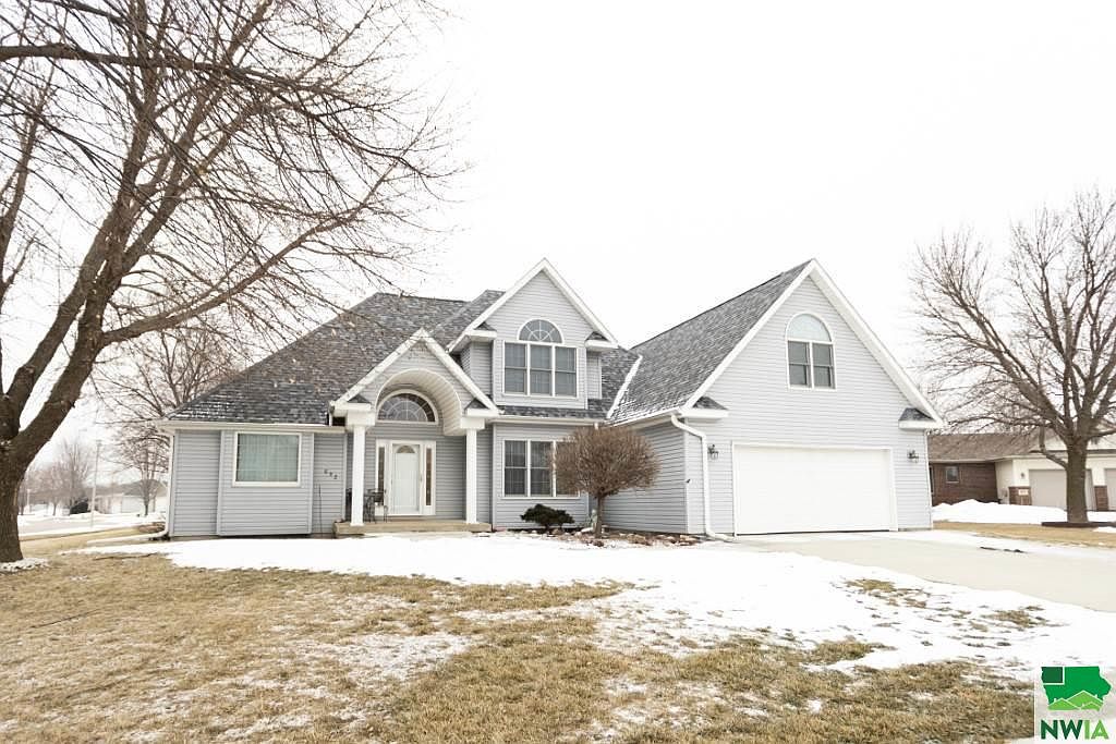 602 Stonegate Ct, Sergeant Bluff, IA 51054 Zillow